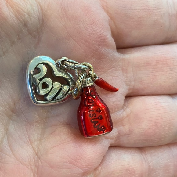 🌸Brighton Hot Sauce Charm /2011 - Picture 3 of 5